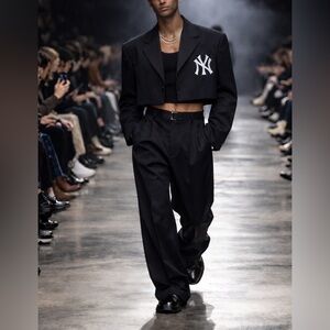 Upcycled Vintage Cropped Dark Grey Wool Blazer | OOAK Size 44L